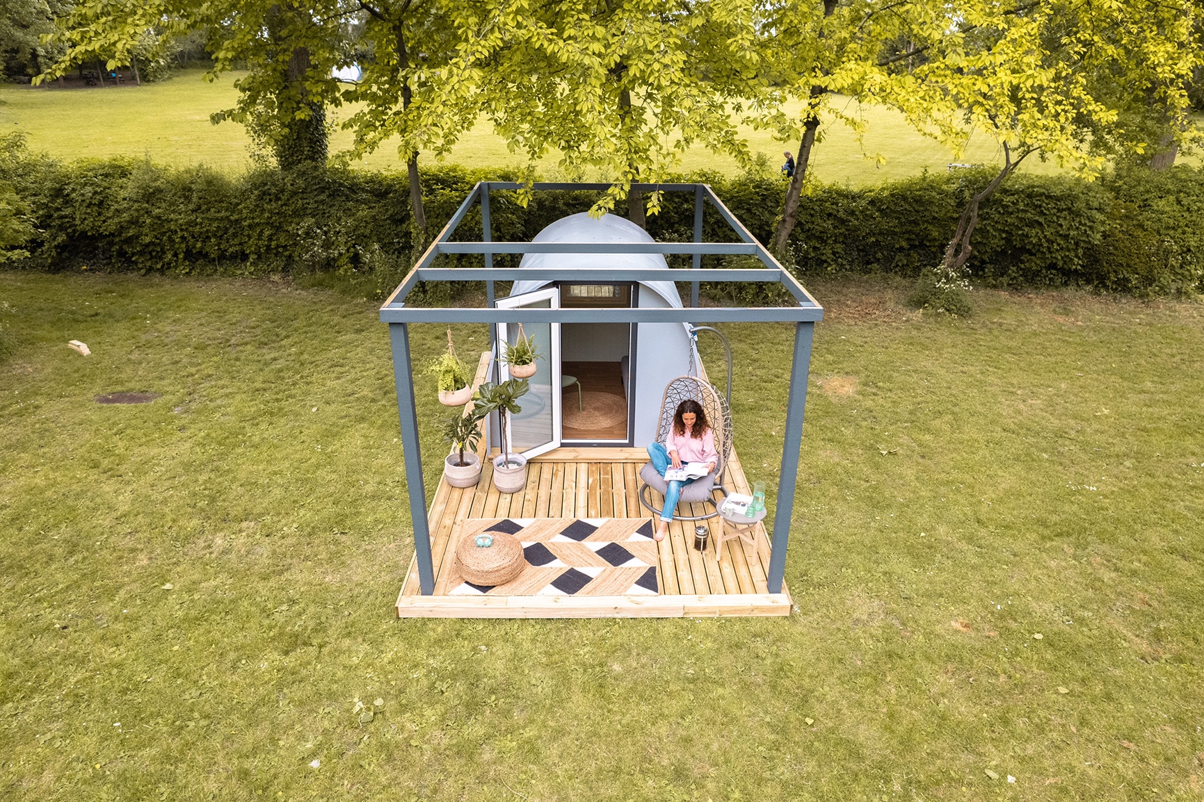 pod with decking