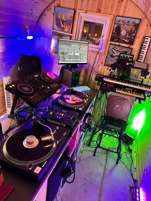 garden pod dj setup
