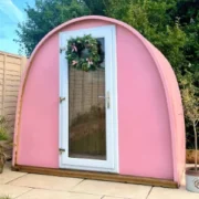 hullypod pink exterior